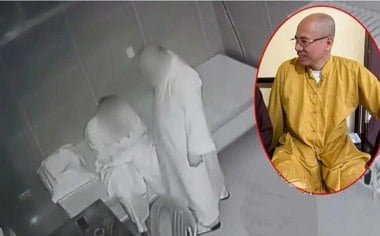 Huong Lan fez amor com seu amante e foi filmado